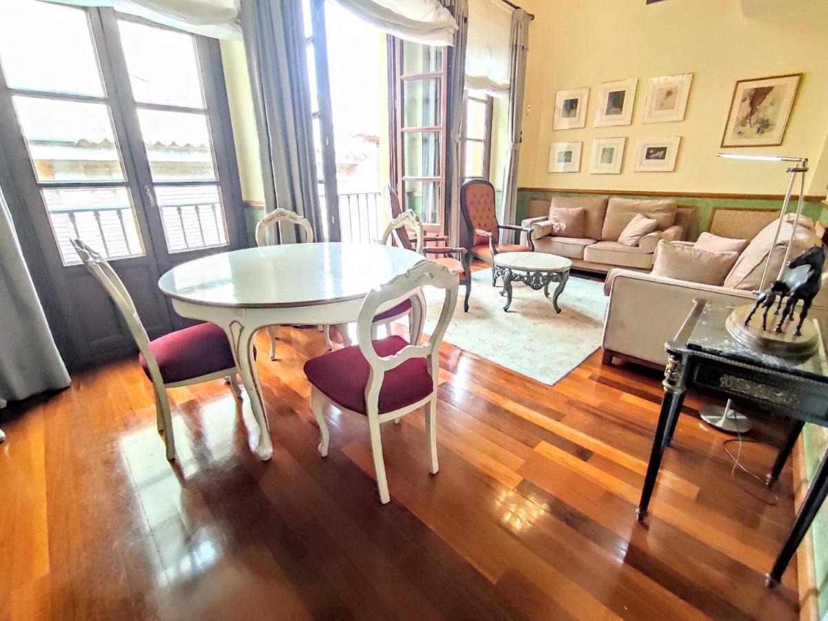 Las Mansiones De Constitucion Apartamentosmalagamanagement Exteriér fotografie