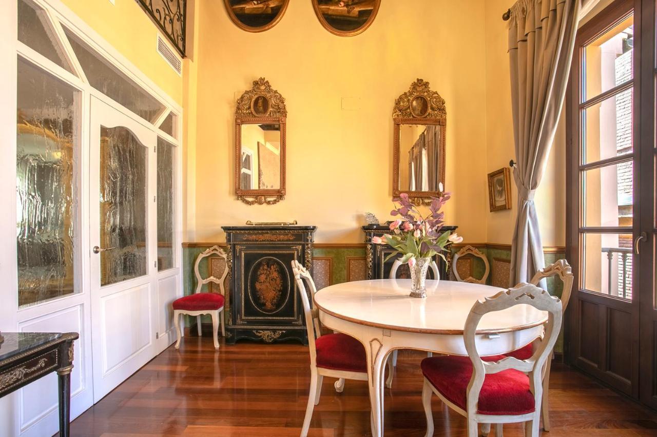 Las Mansiones De Constitucion Apartamentosmalagamanagement Exteriér fotografie