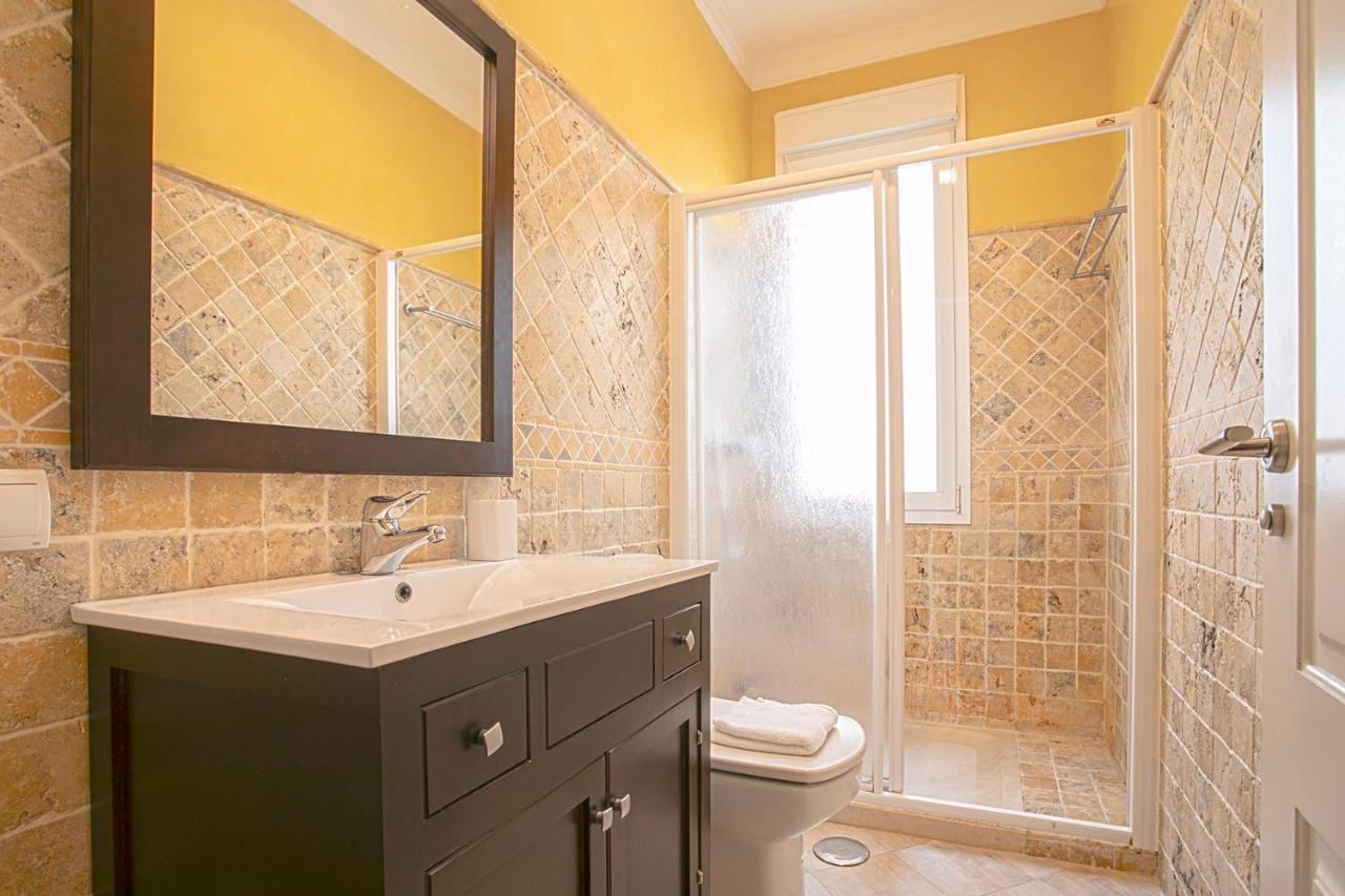 Las Mansiones De Constitucion Apartamentosmalagamanagement Exteriér fotografie