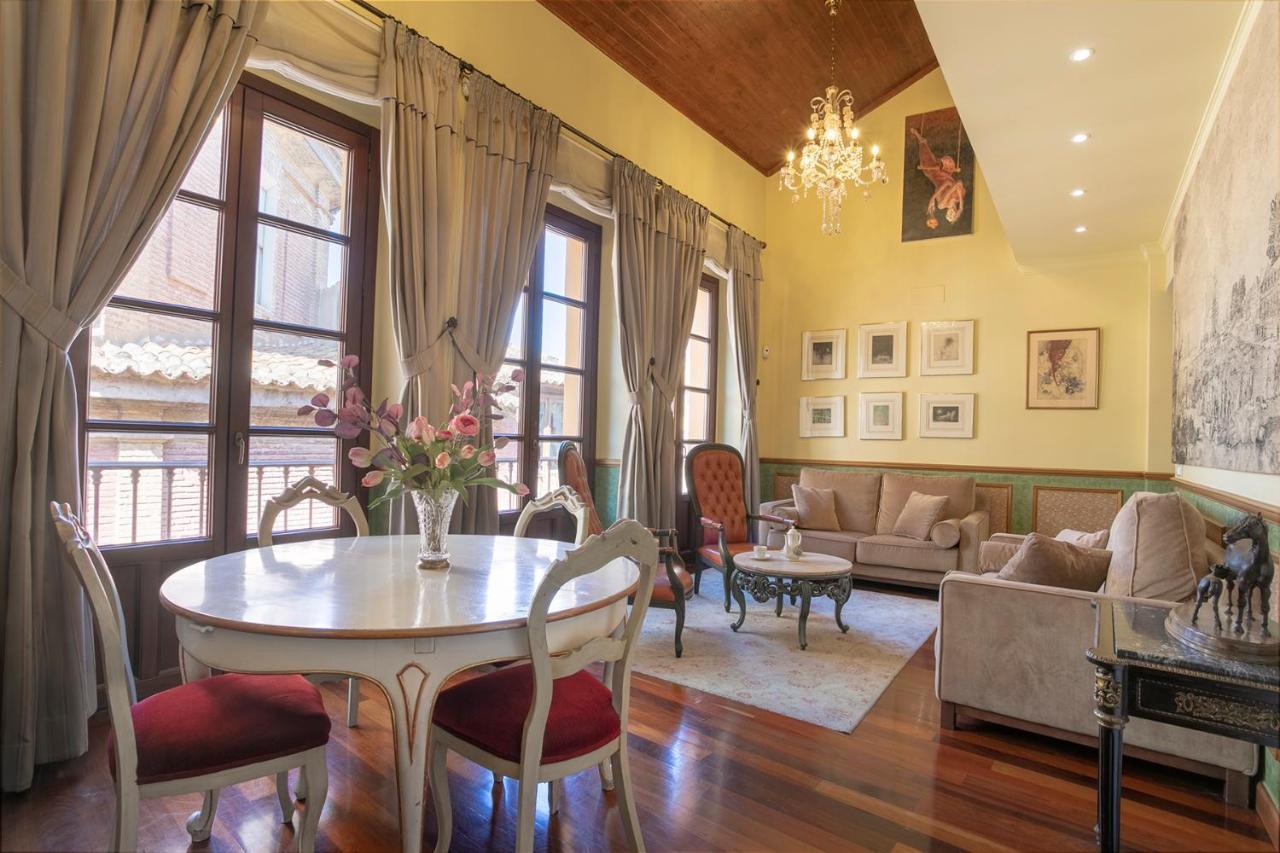 Las Mansiones De Constitucion Apartamentosmalagamanagement Exteriér fotografie